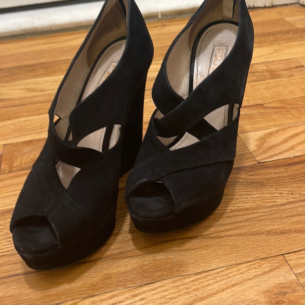Prada shoes flat form black velvet open toe’s